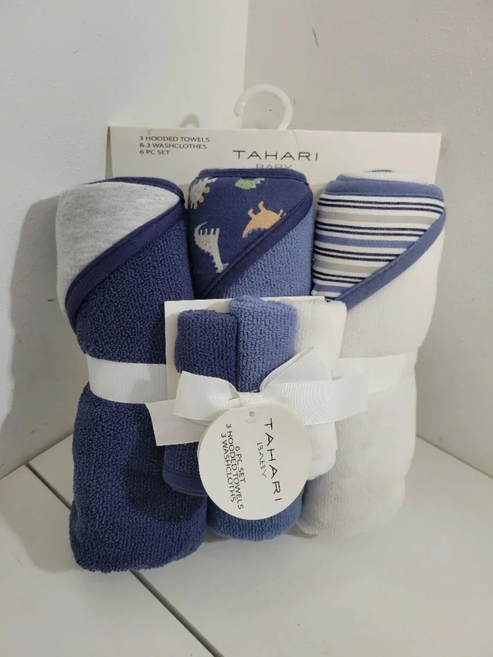 NWT Tahari Baby towel Set